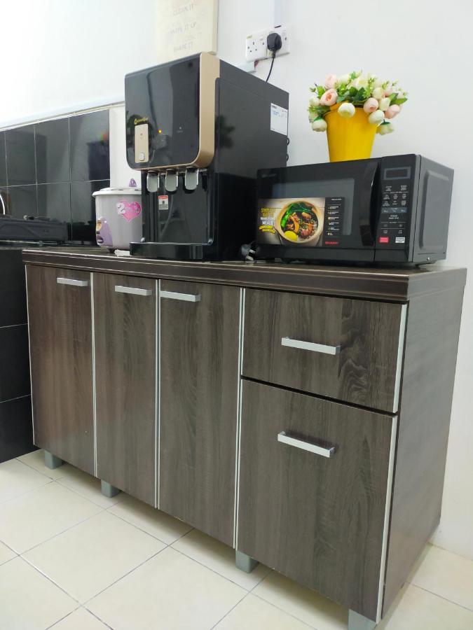 D'Port Dicksonmuslimonly Homestay Buitenkant foto